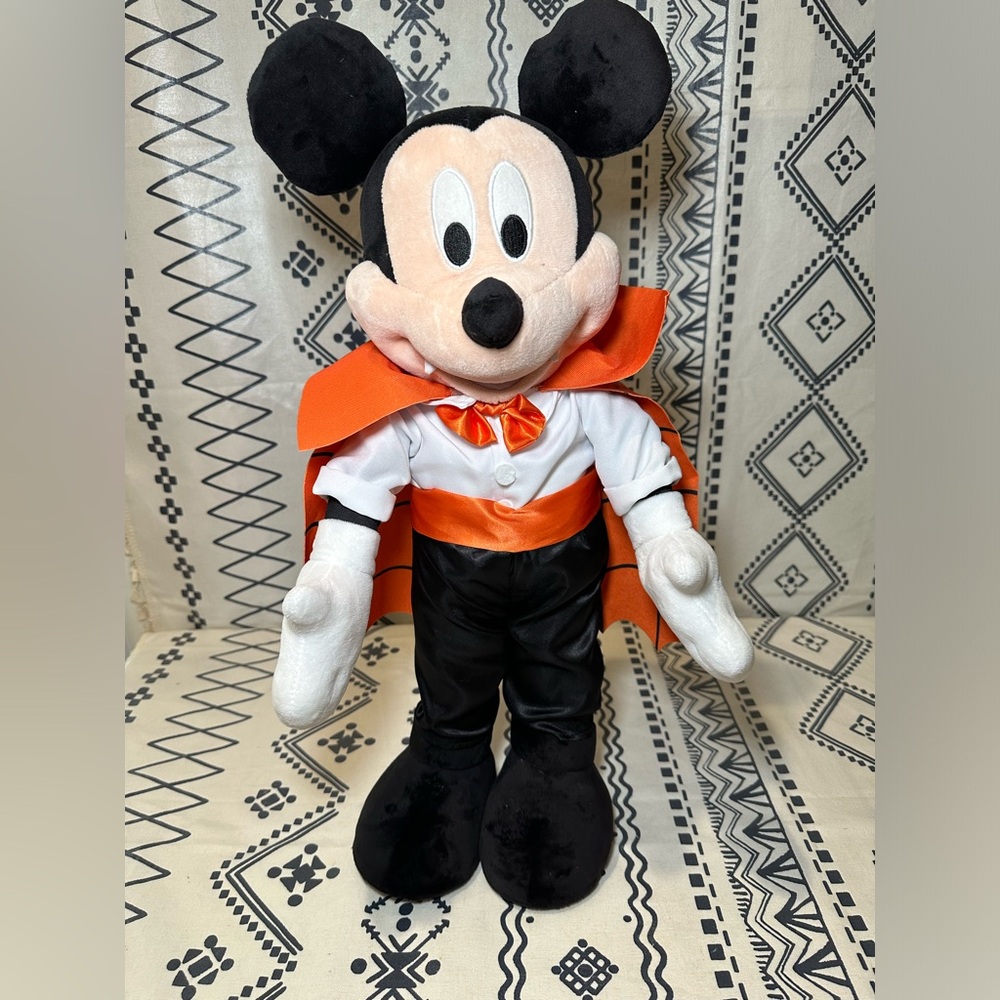 DISNEY 20" Mickey Mouse Door‎ Greeter Halloween Vampire